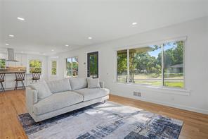 103 S Plymouth Road - Photo 4