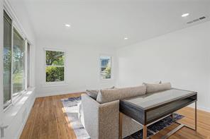 103 S Plymouth Road - Photo 5