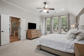 9424 Monteleon Court - Photo 15