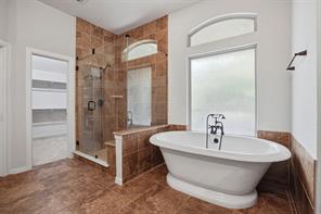 9424 Monteleon Court - Photo 17