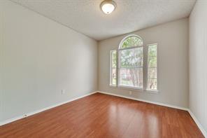 2001 Village Creek Drive - Photo 18