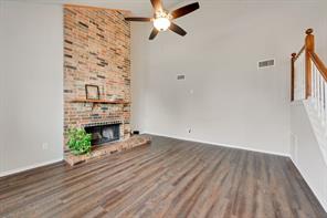 2001 Village Creek Drive - Photo 3