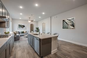 1472 Lady Bird Road - Photo 2