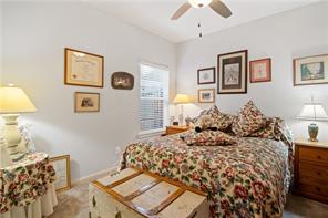 422 Travis Drive - Photo 14