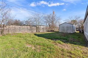 1615 Crockett Street - Photo 22
